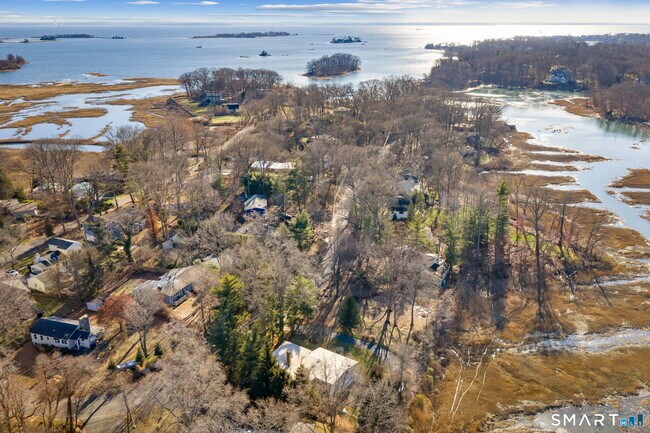 Building Photo - 12 Splitrock Rd