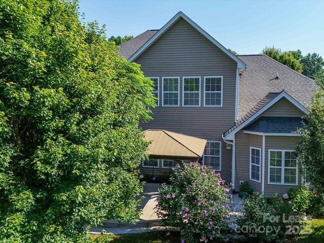 Foto del edificio - 15340 Prescott Hill Ave