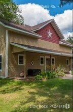 Building Photo - 14935 Wonderland Park Rd