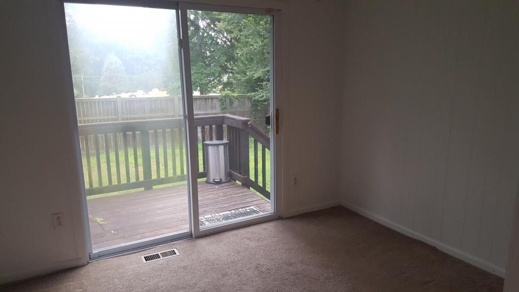 Foto del edificio - 443 Patuxent Ct