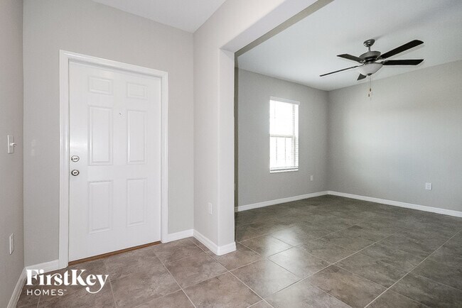 Foto del edificio - 13222 Wildflower Meadow Drive