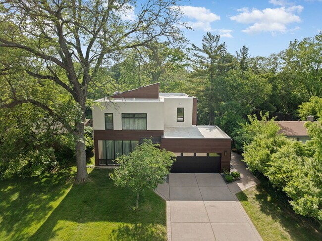 Foto del edificio - 920 Appletree Ln