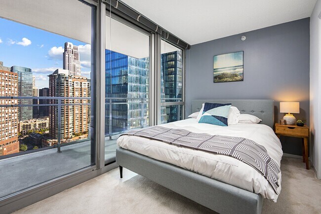 Foto del edificio - 360 E South Water St