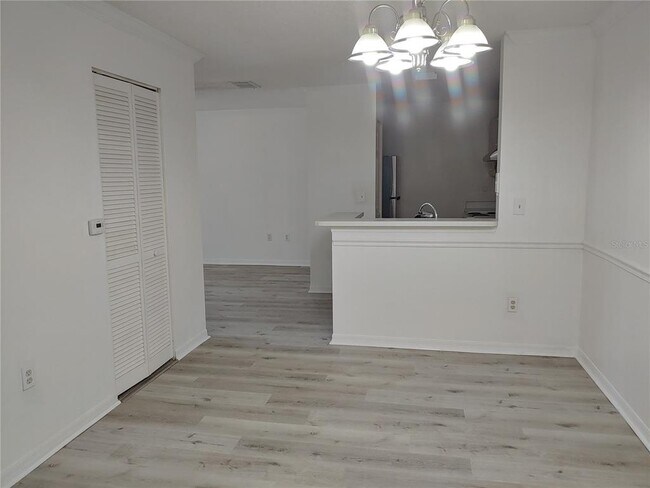 Foto del edificio - 1949 Summer Club Dr