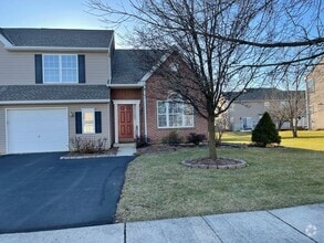 Building Photo - 1588 Kennington Ln