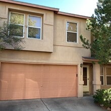 Building Photo - 3209 Moab Ln NE