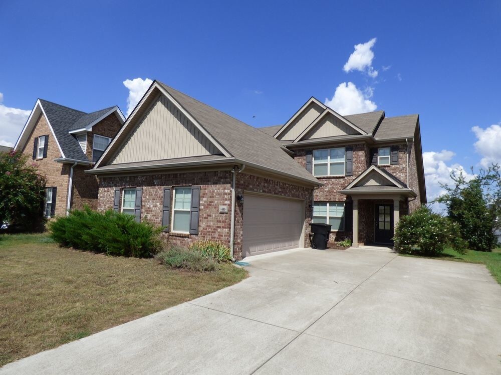 Primary Photo - 1446 Sunray Dr