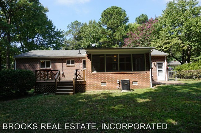 Building Photo - 163 Winston Dr