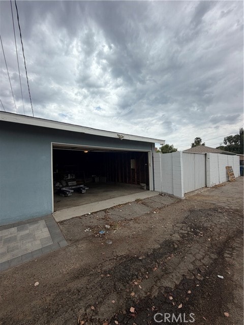 Building Photo - 6934 Woodlake Ave