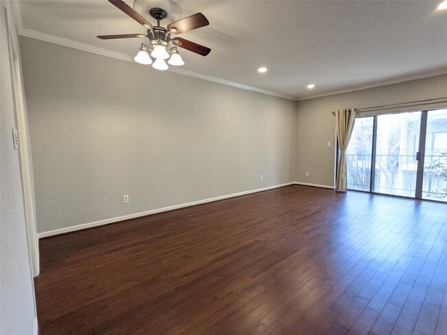 Foto del edificio - 2475 Underwood St