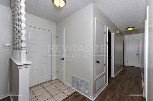 Foto del edificio - Beautifully Renovated 3 Bed 2 Bath Home in Theodore