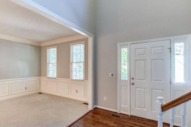 Building Photo - 13112 Townfield Dr
