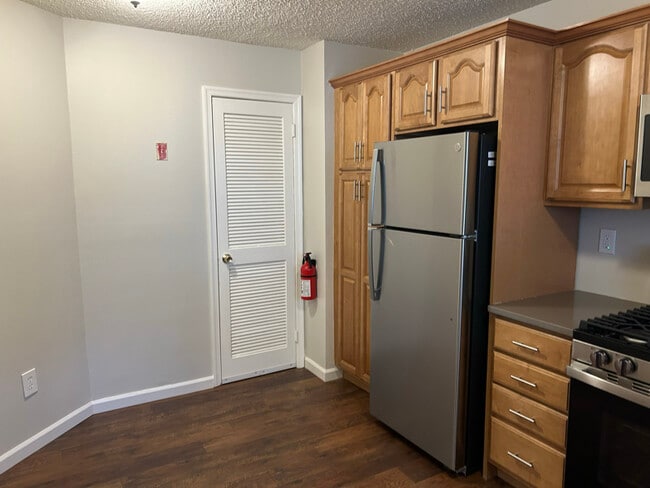 Building Photo - 149 Tulip Ln