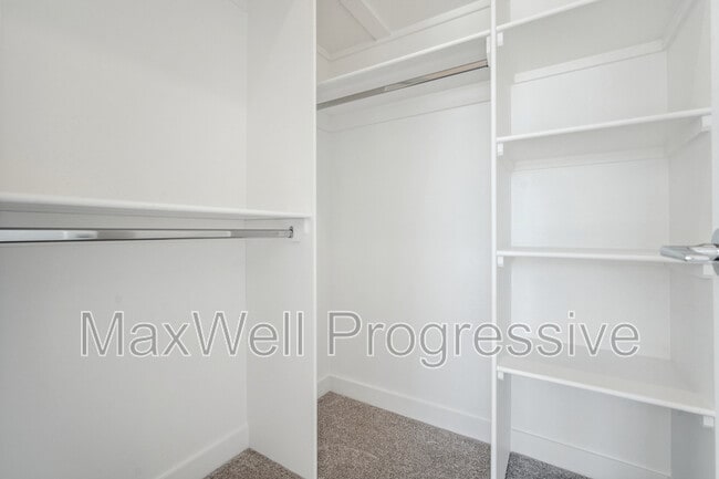 Building Photo - 7803-7877 77 St NW