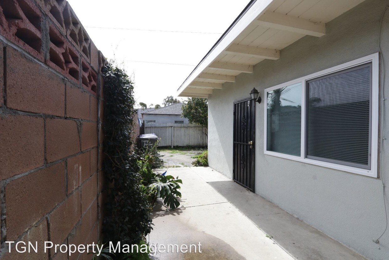 156 W A St, Port Hueneme, CA 93041 Condo for Rent in Port Hueneme, CA
