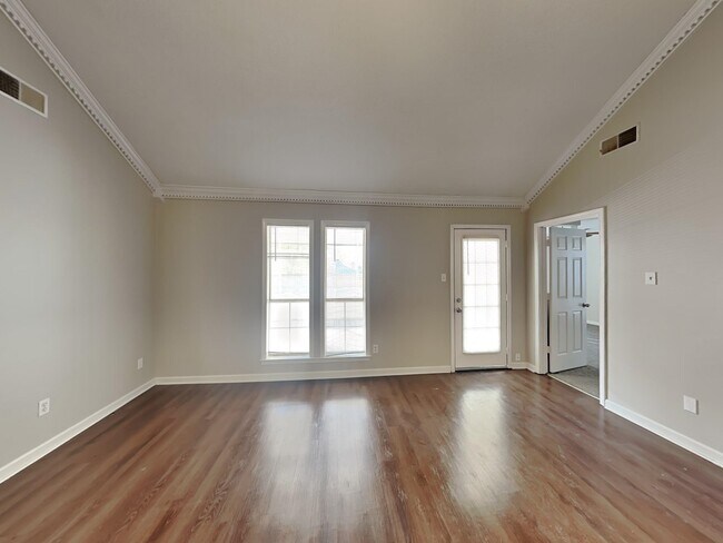 Building Photo - 4339 Crimson Leaf Cove
