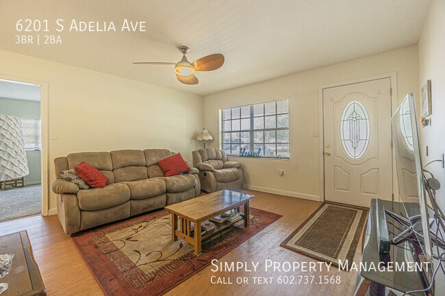 Foto del edificio - 6201 S Adelia Ave