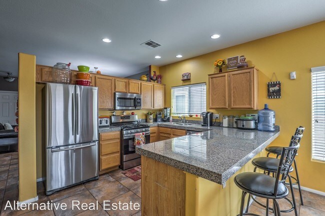Foto del edificio - 3 br, 2 bath House - 6333 Legend Falls Street
