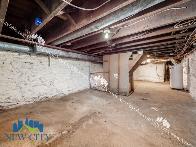 Building Photo - One Bedroom with Rustic Finishes
