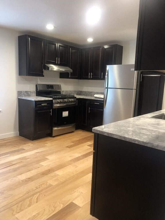 Foto del edificio - 52 Lewis St