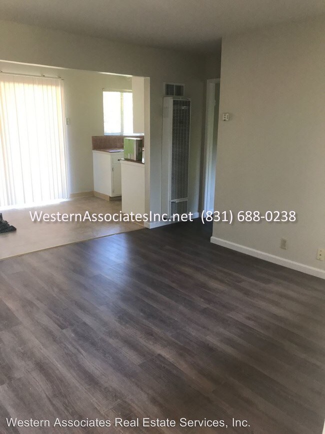 Building Photo - 9012 Soquel Dr