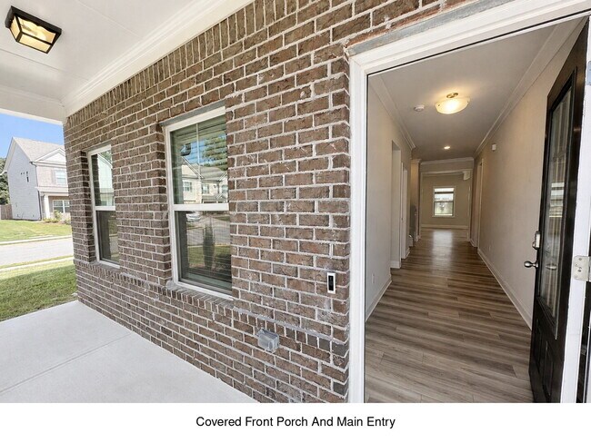 Building Photo - Spacious 4BR/3BA Home with First Floor Suite &  Loft