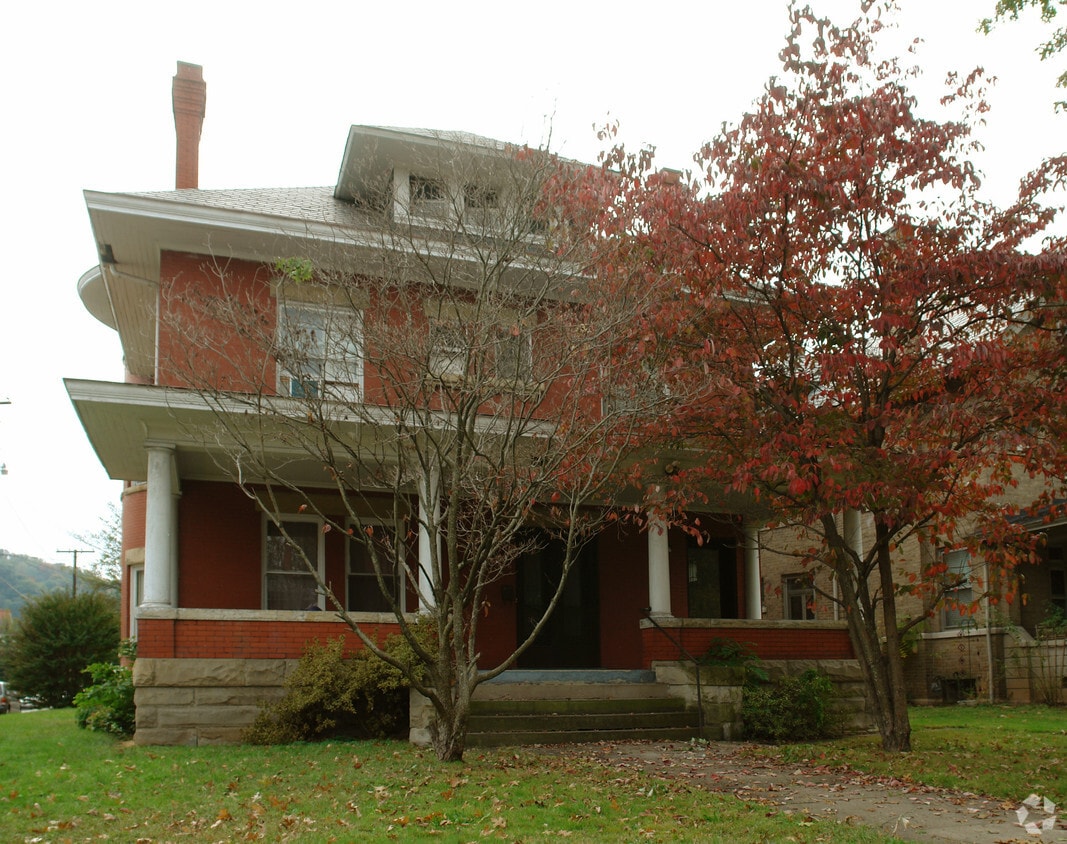 1429 Quarrier St, Charleston, WV 25301 Apartments in Charleston, WV