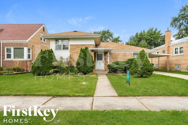 Foto del edificio - 5458 Franklin Ave