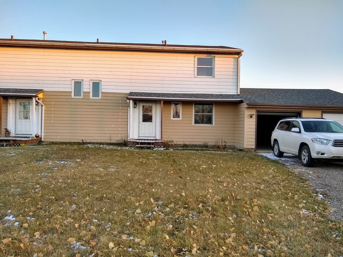 Primary Photo - 222 Chelsey Dr