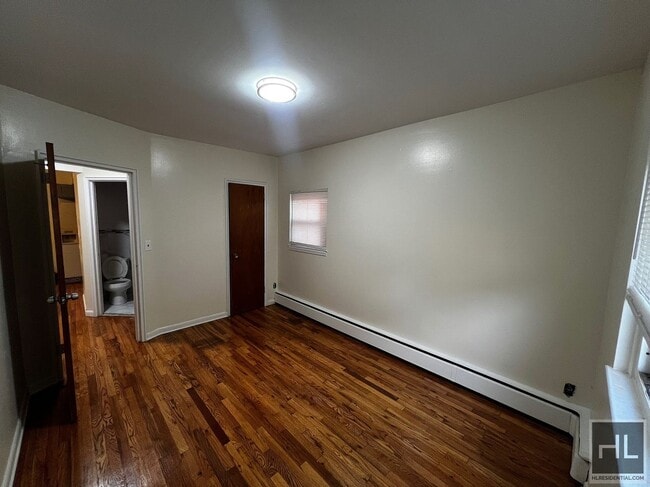 Foto del edificio - AMUNDSON AVENUE