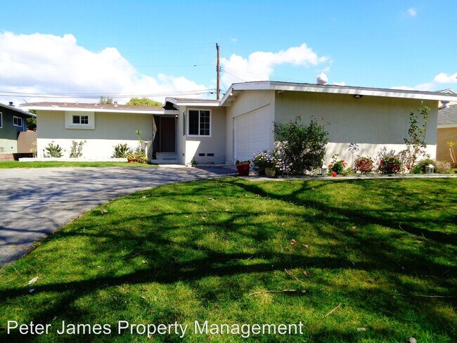 Building Photo - 14775 San Feliciano Dr