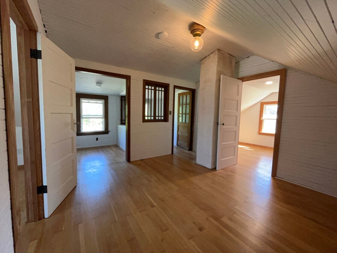 Foto principal - 7016 N Atlantic Ave