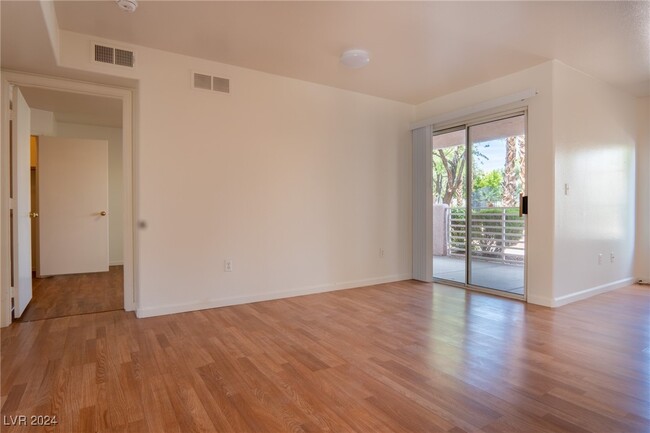Building Photo - 4555 E Sahara Ave