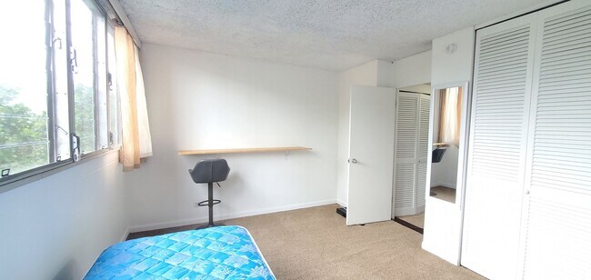 Foto del edificio - AVAILABLE NOW! Secured building, 2 bed, 2.5 bath, 1 parking