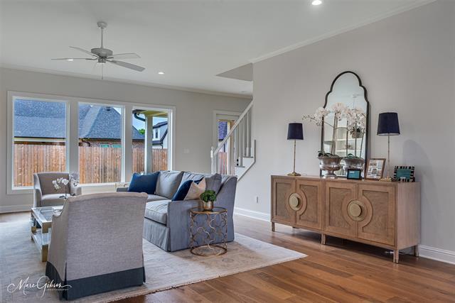 Foto del edificio - 9827 Canebrake Ln