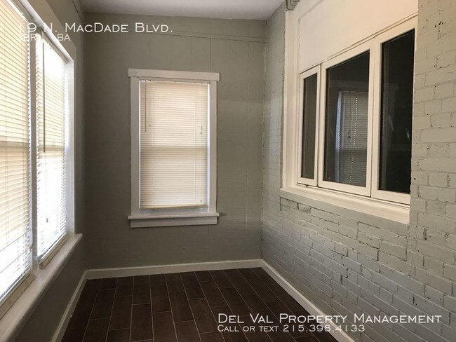 Foto del edificio - 19 N Macdade Blvd