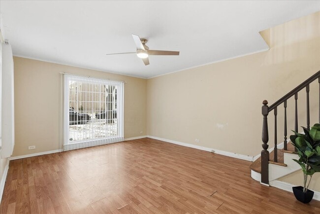 Foto del edificio - 6415 Drake Ave