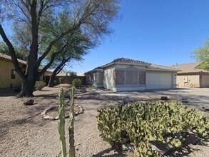 Building Photo - 11045 E Catalina Ave