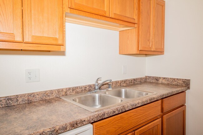 Foto del edificio - 1110 Severson Dr