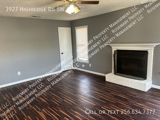 Building Photo - 3927 Highridge Dr SW