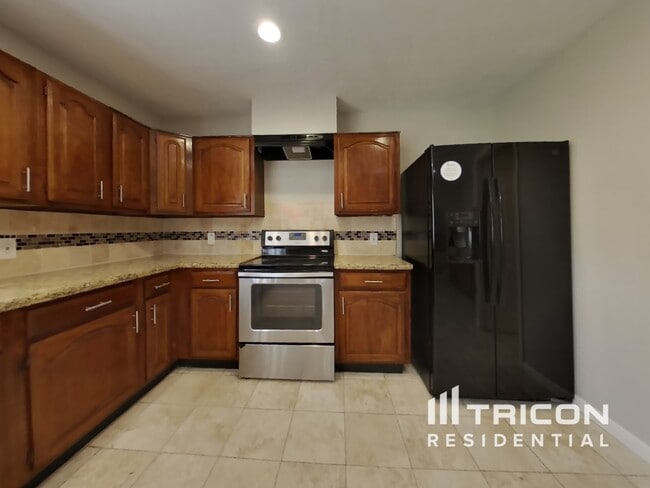 Building Photo - 5107 Dunnethead Dr