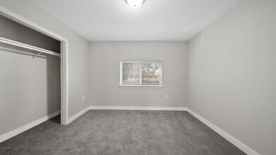 Building Photo - 7810 Glass St