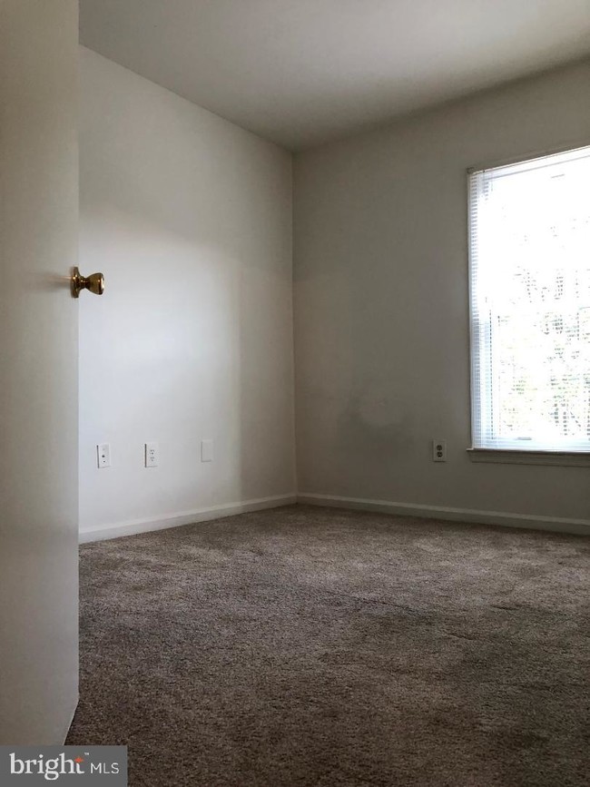 Building Photo - 8109 Aspenwood Way