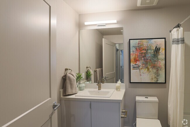 1BR, !BA - 662 SF - Strada 1200