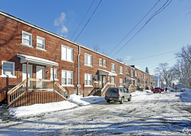 Building Photo - Rundell Street Apartments
