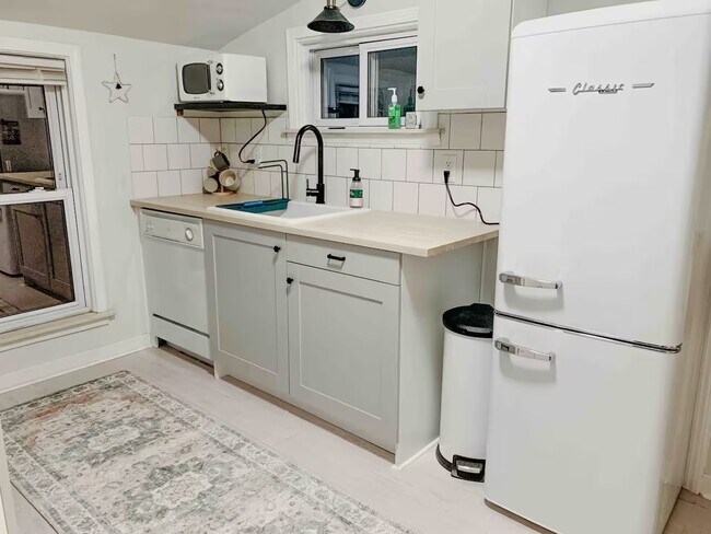 cocina - 22101 Nowlin St