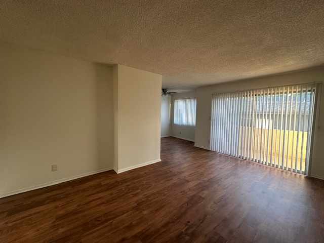Sala de estar Apto. 6 - 1247 Amherst Ave