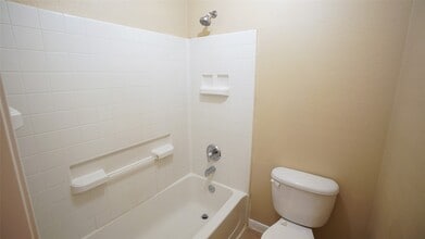 Building Photo - 16526 Bristle Creek Dr