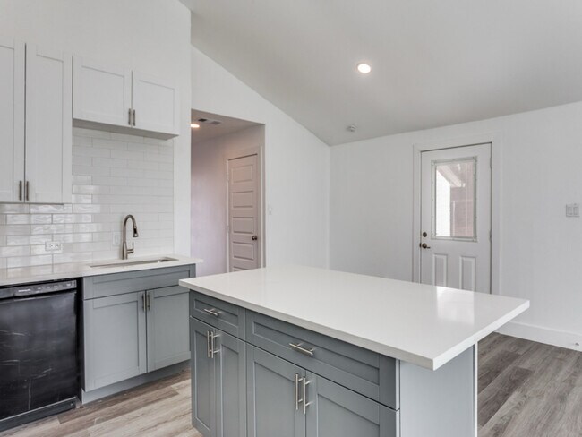 Foto del edificio - 3821 Horizon Pl