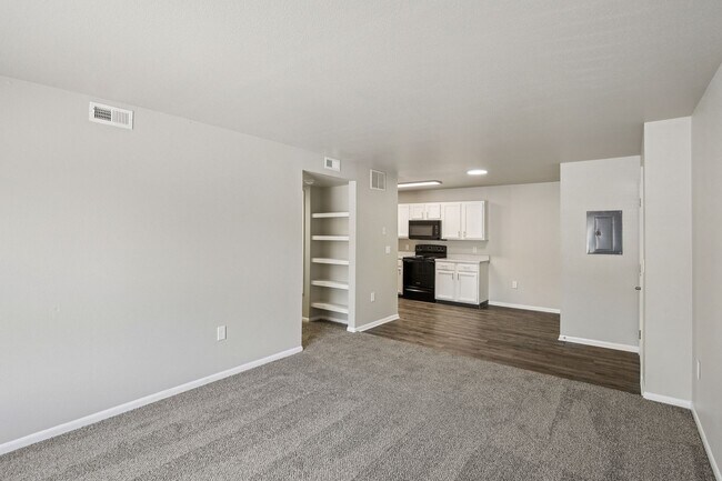 Foto del edificio - Paola Sundance Apartments